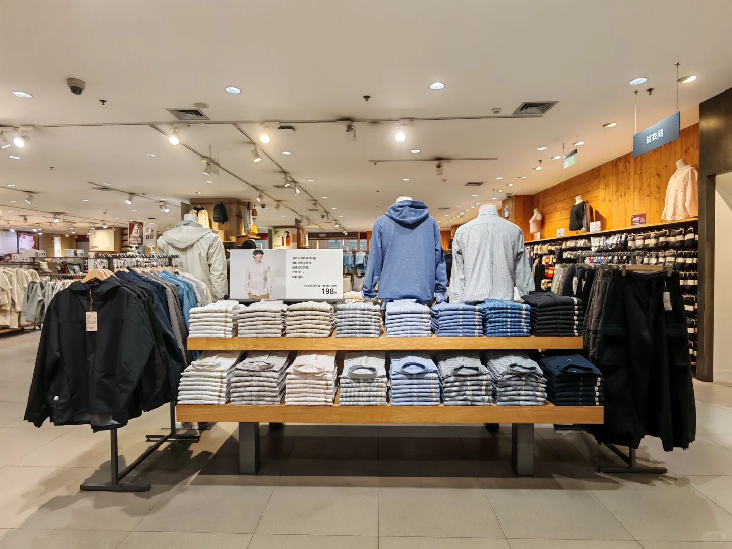予算上の中小企業のための小売ディスプレイソリューション